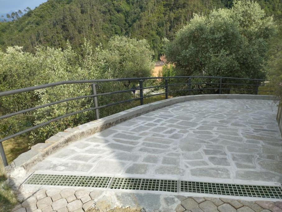 Villa Degli Ulivi Tivegna Екстериор снимка