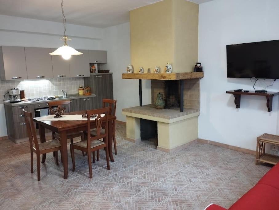 Villa Degli Ulivi Tivegna Екстериор снимка