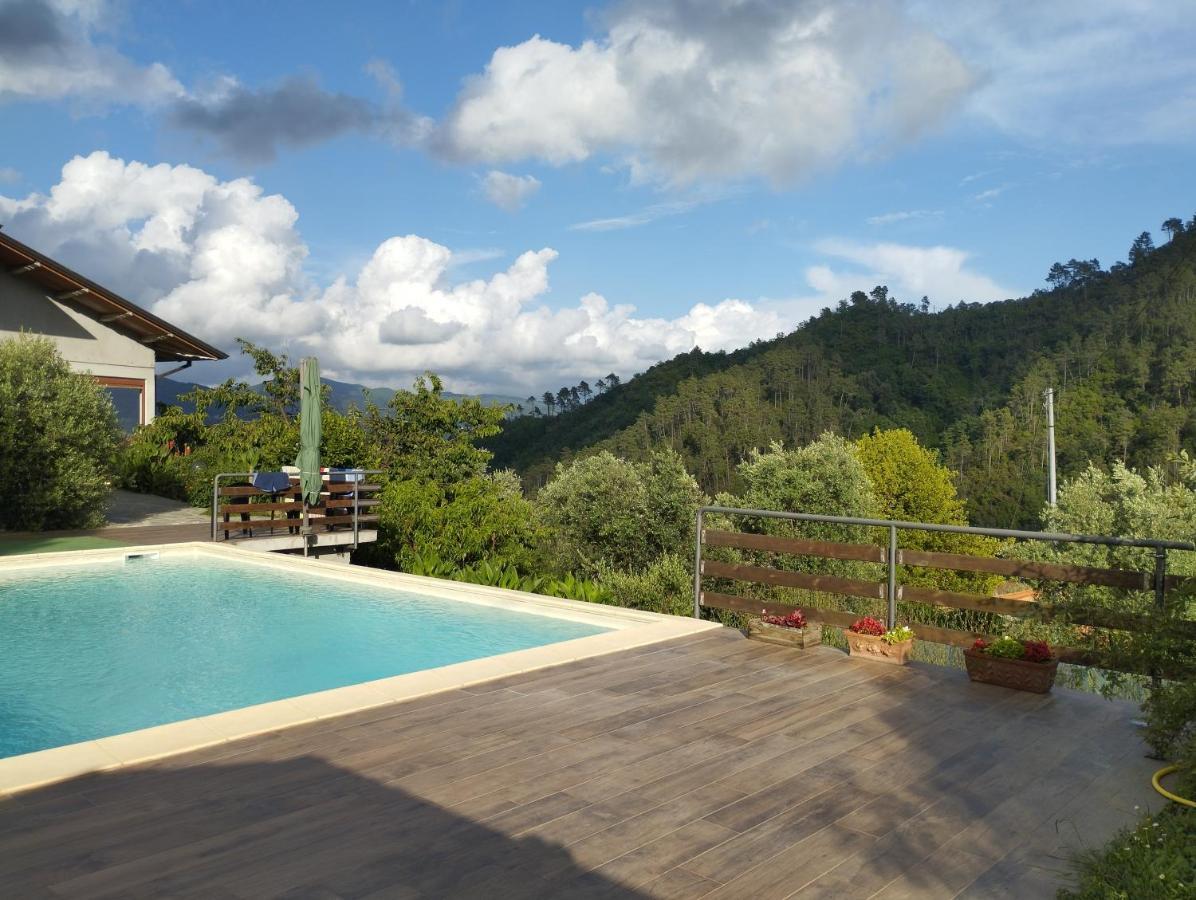 Villa Degli Ulivi Tivegna Екстериор снимка